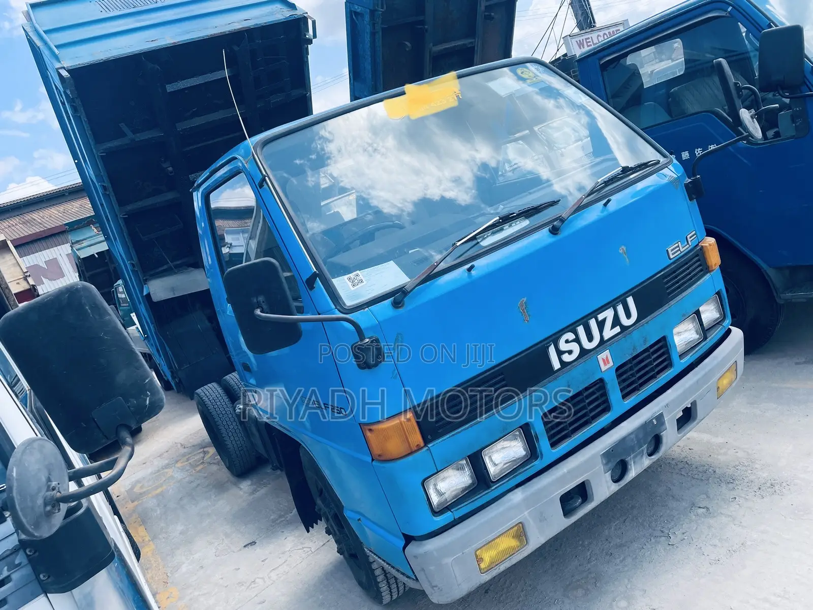 Isuzu Double Light New Stock