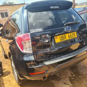 Photo - Subaru Forester 2010 Black