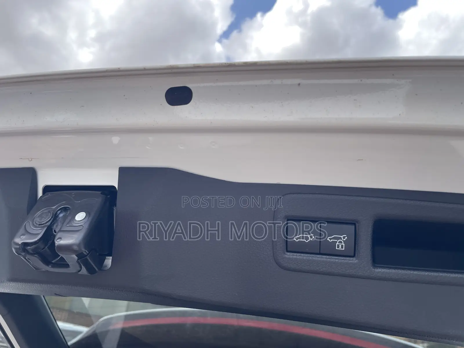 Toyota Harrier 2020 White