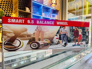 Moving Wheel Hover Board (Brand New With Bluetooth)