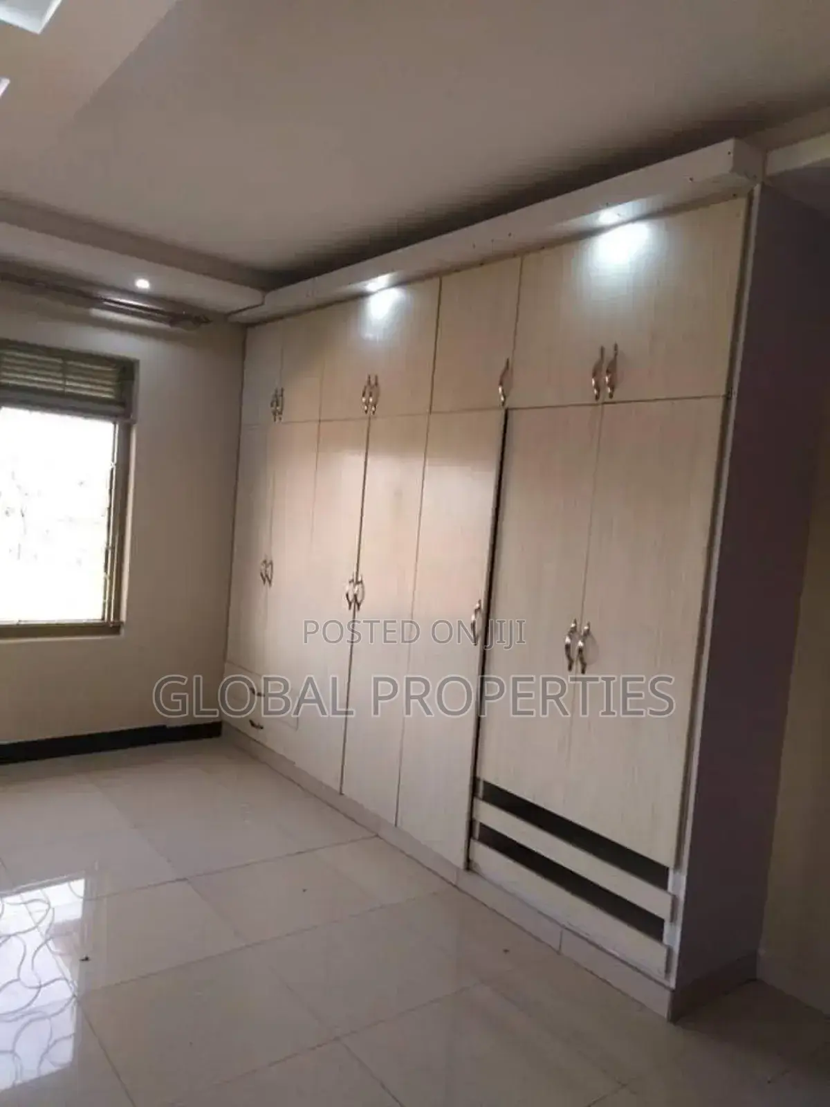 2bdrm Apartment in Kyaliwajala, Central Division for rent