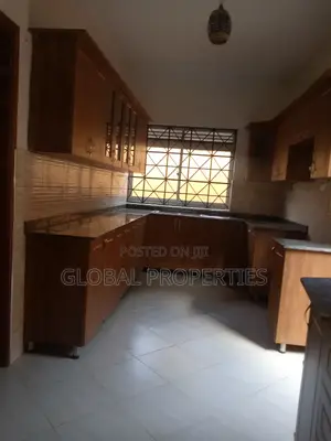 3bdrm Bungalow in Mbalwa, Central Division for rent