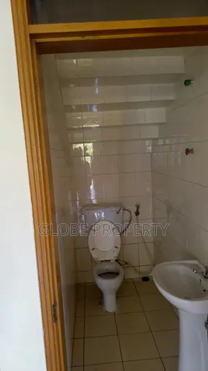 4bdrm Mansion in House For Rent In, Nakawa for rent