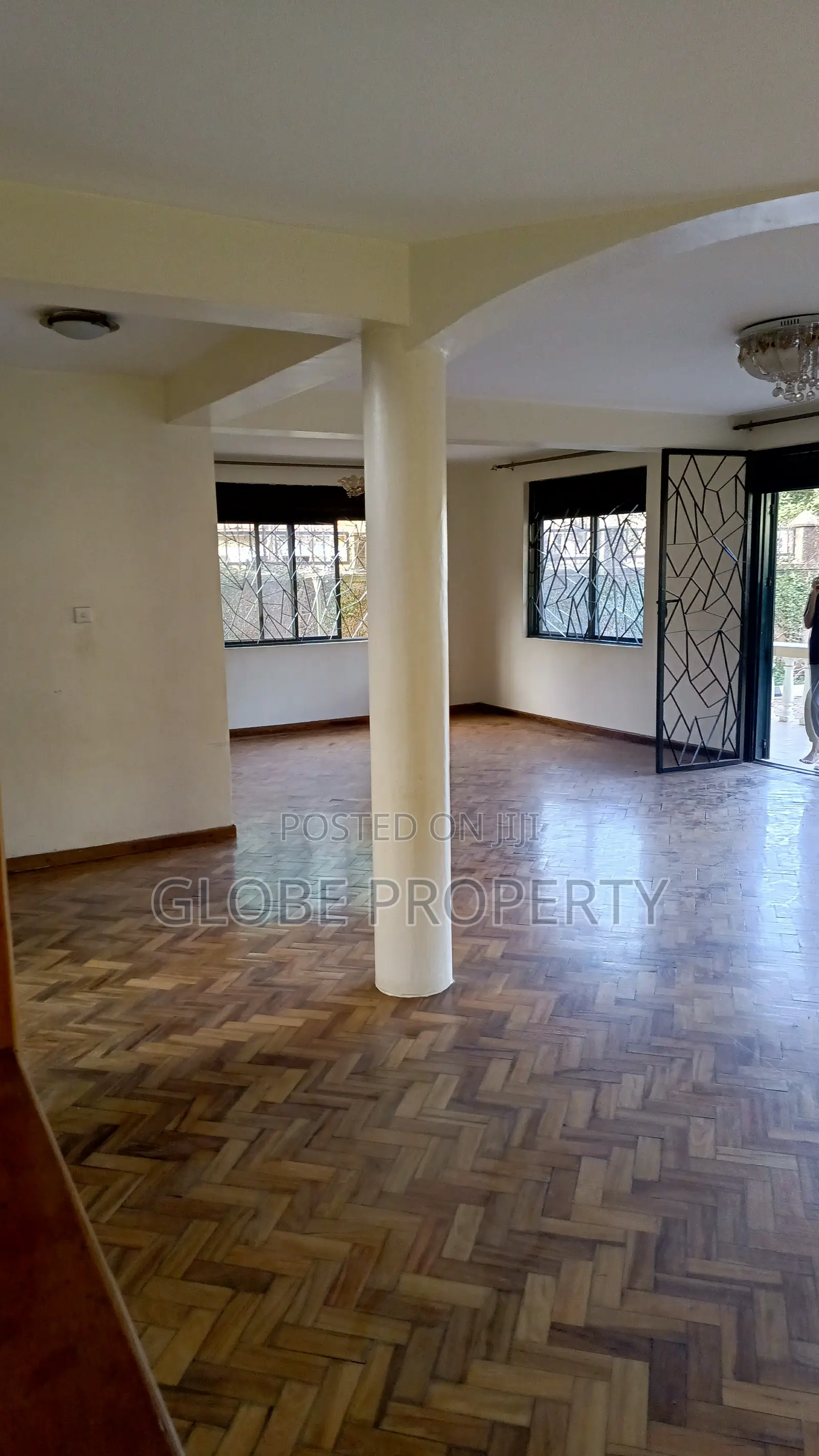 4bdrm Mansion in House For Rent In, Nakawa for rent