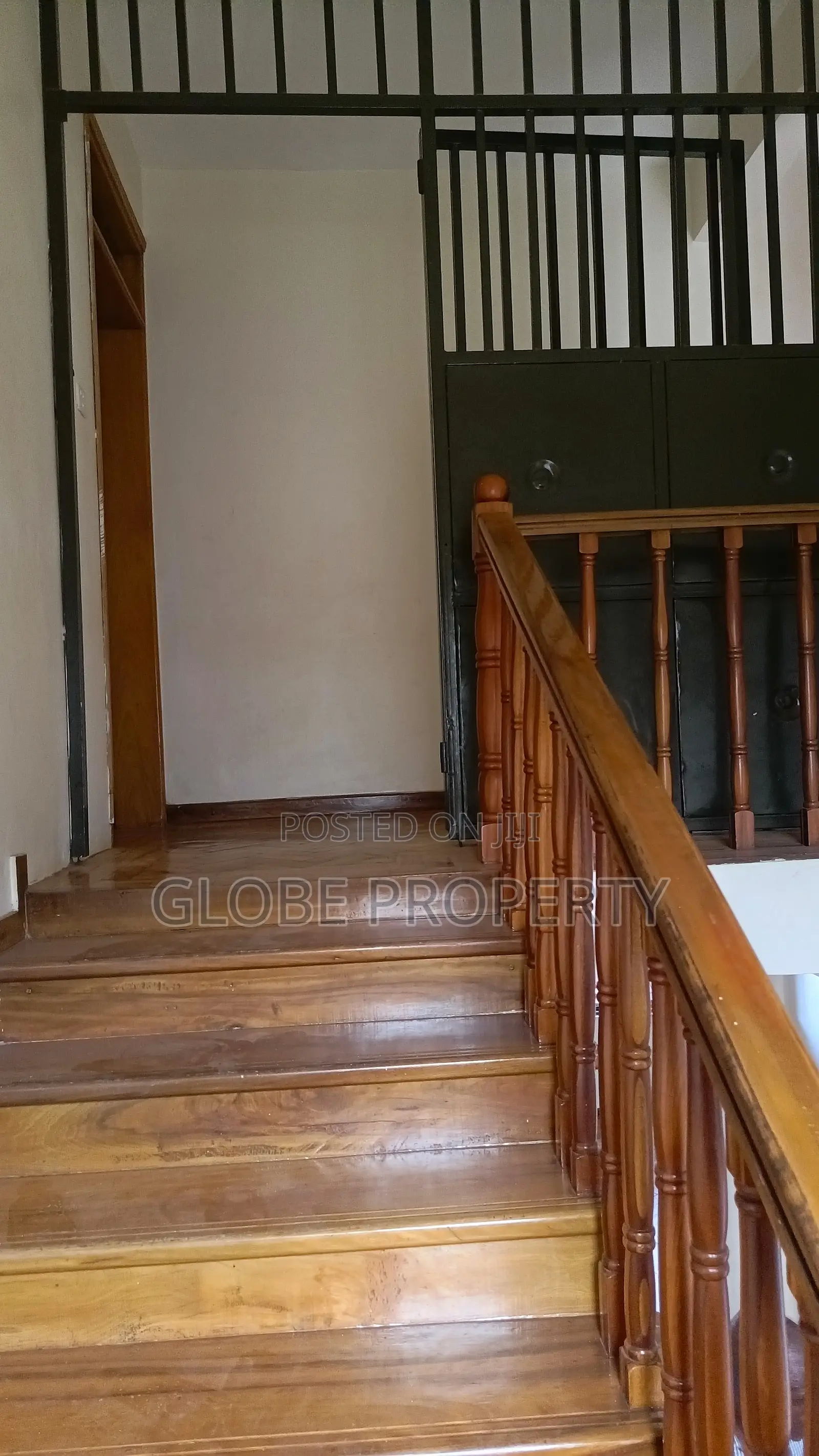 4bdrm Mansion in House For Rent In, Nakawa for rent