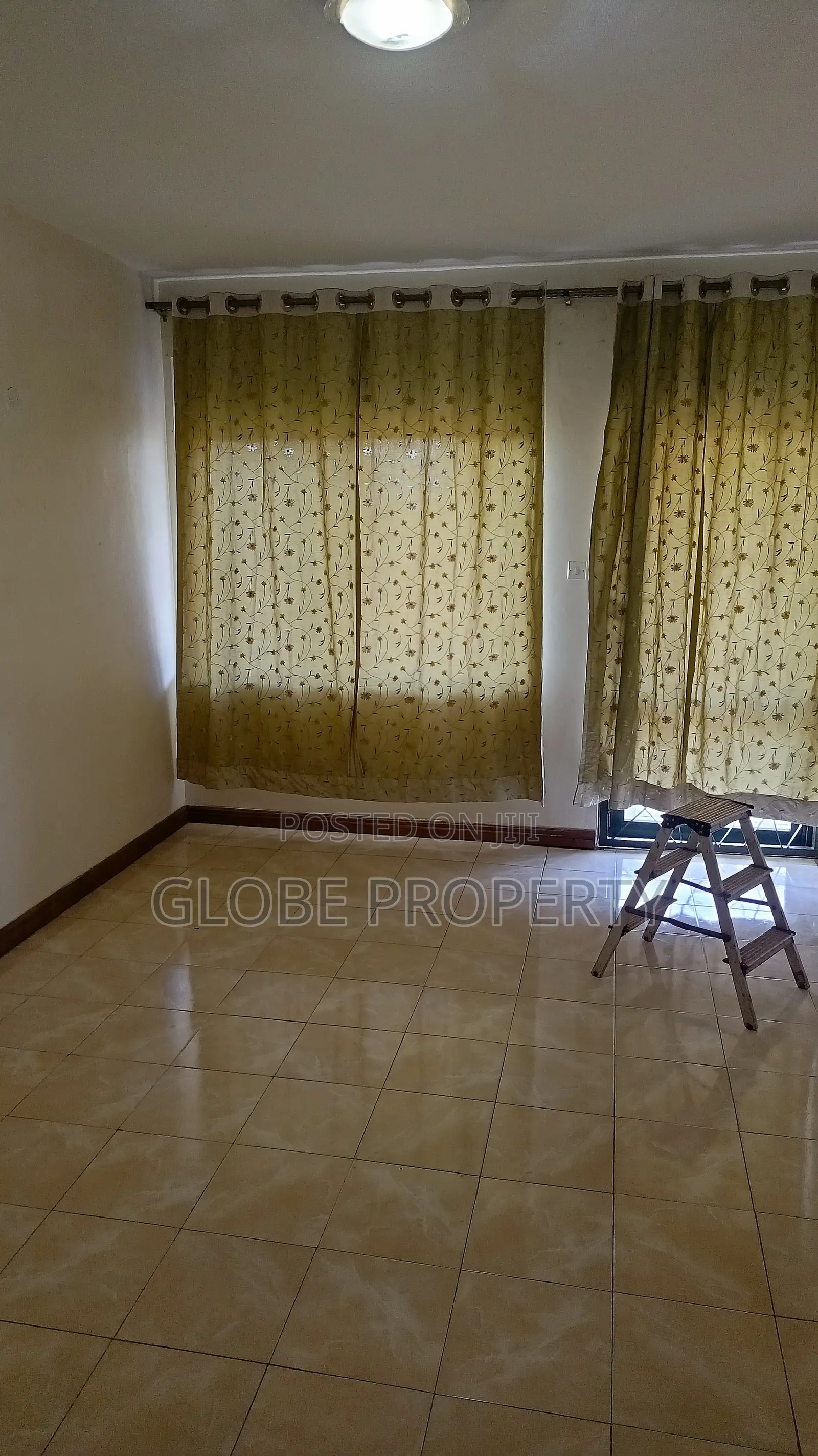 4bdrm Mansion in House For Rent In, Nakawa for rent