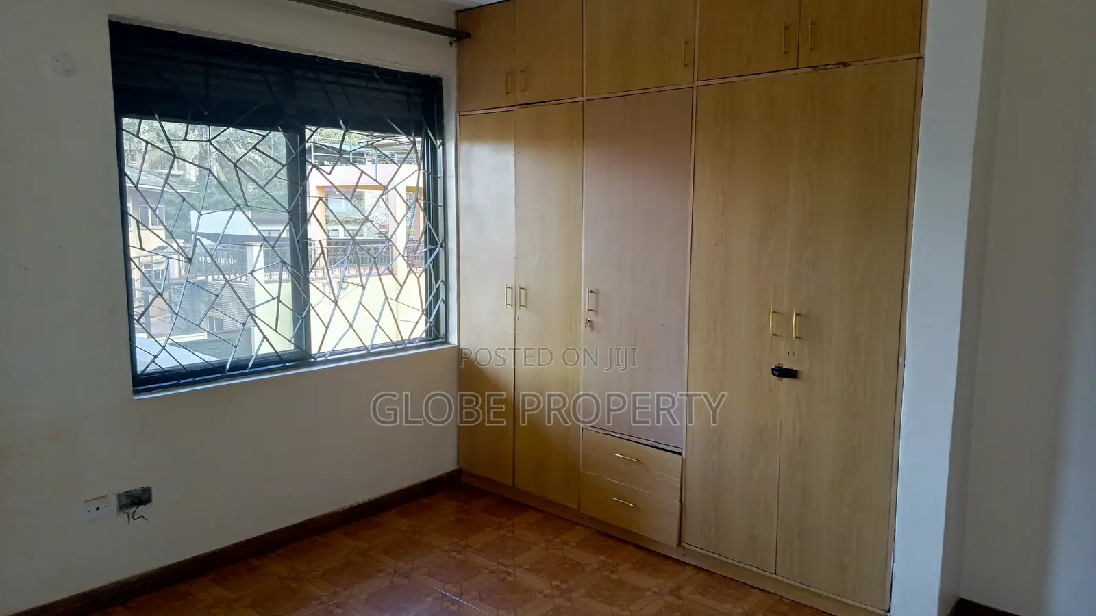 4bdrm Mansion in House For Rent In, Nakawa for rent