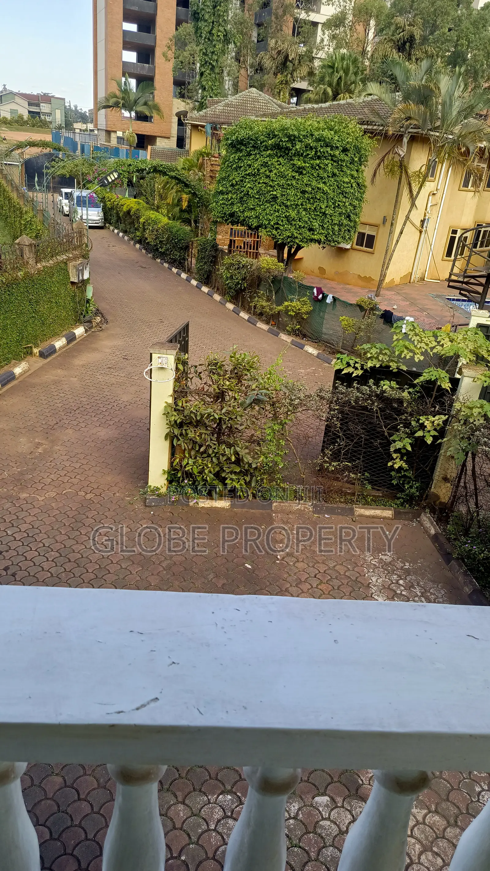 4bdrm Mansion in House For Rent In, Nakawa for rent