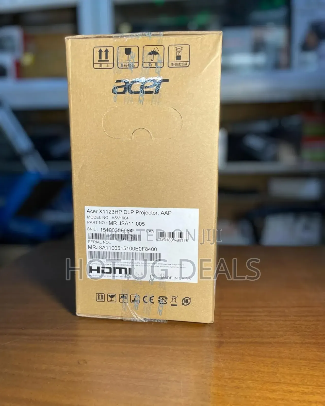 Acer New Projector 4000 Lumens - Black