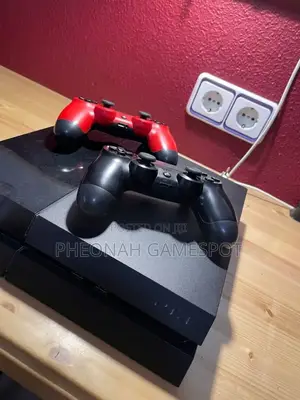Playstation 4 Fat (Standard) Both Chipped and Non Chipped