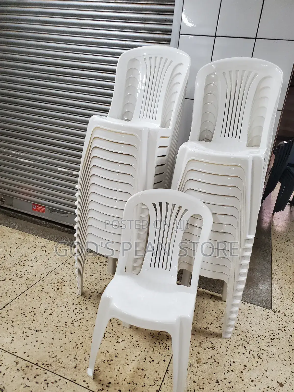 Everyday Armless Plastic Chairs Plastic Chairs