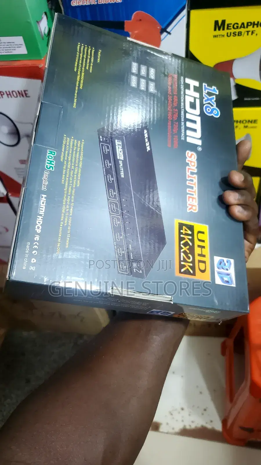 Hdmi Splitter of 8 Hdmi Ports of and .