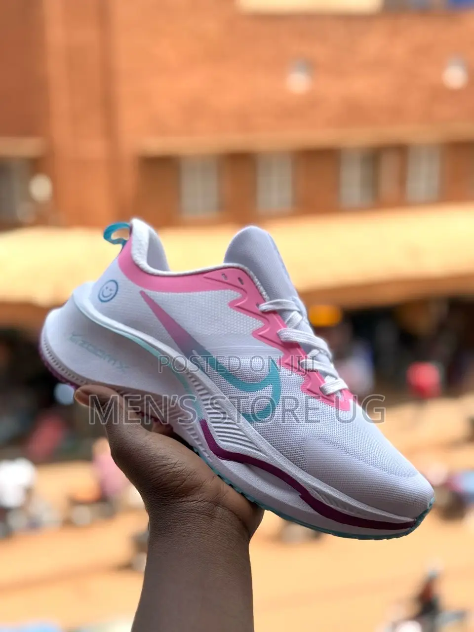Ladies Classic Sports Canvases Nike Zoom X Smiley