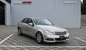 Mercedes-Benz C200 2012 Beige