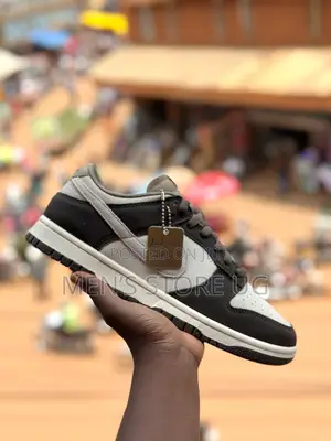 Nike Dunk Low
