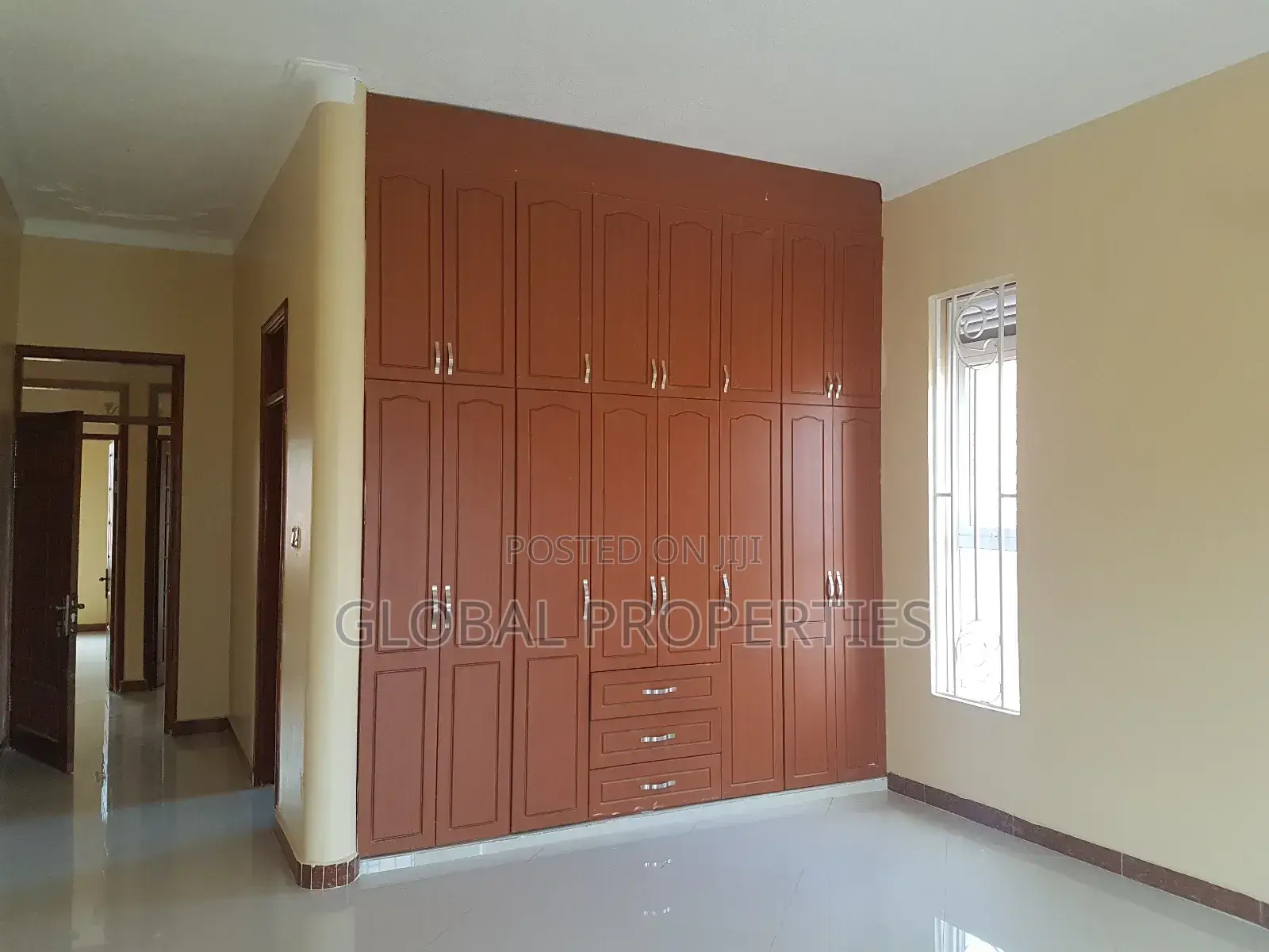 4bdrm Bungalow in Naalya Kyaliwajala, Central Division for rent
