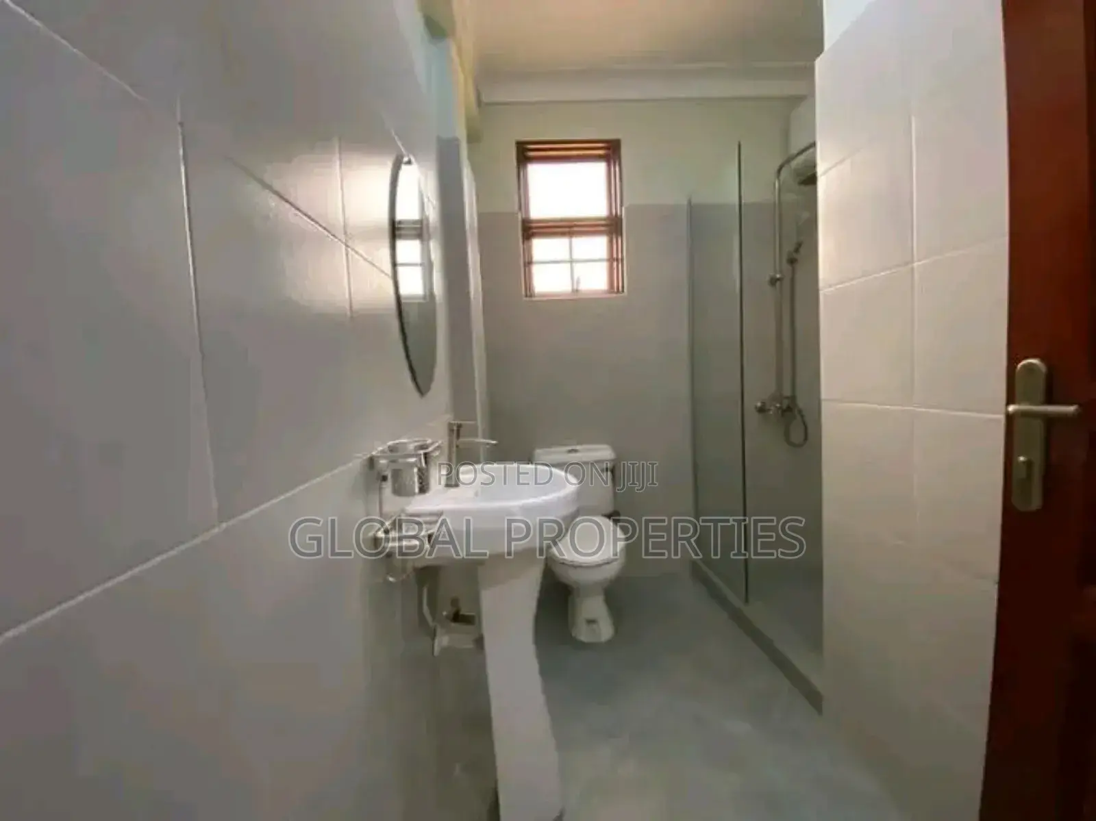 3bdrm Apartment in Nsawo Estate, Central Division for rent