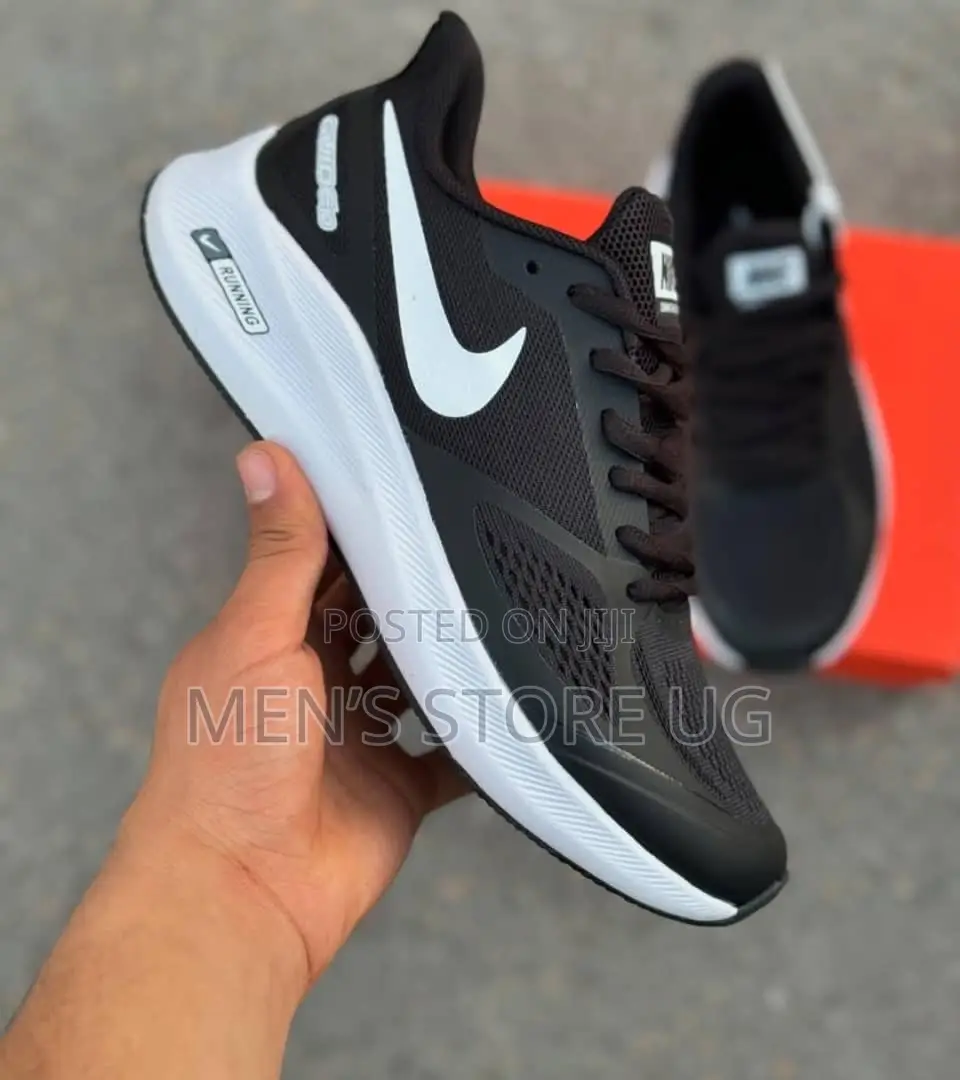 Nike Guide 10 Black And White