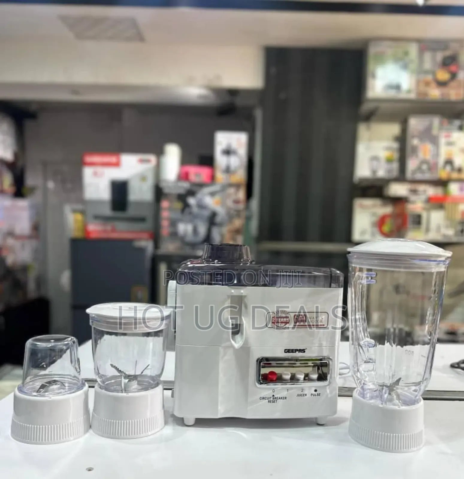 Geepas 4-in-1 Food Processor For Blending, Mincing And Mill