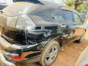 Toyota Harrier 2.4 2010 Black