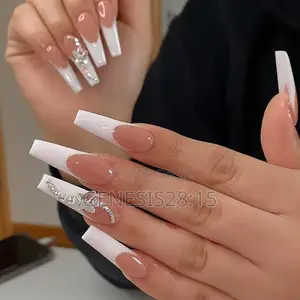Mobile Nail Tech