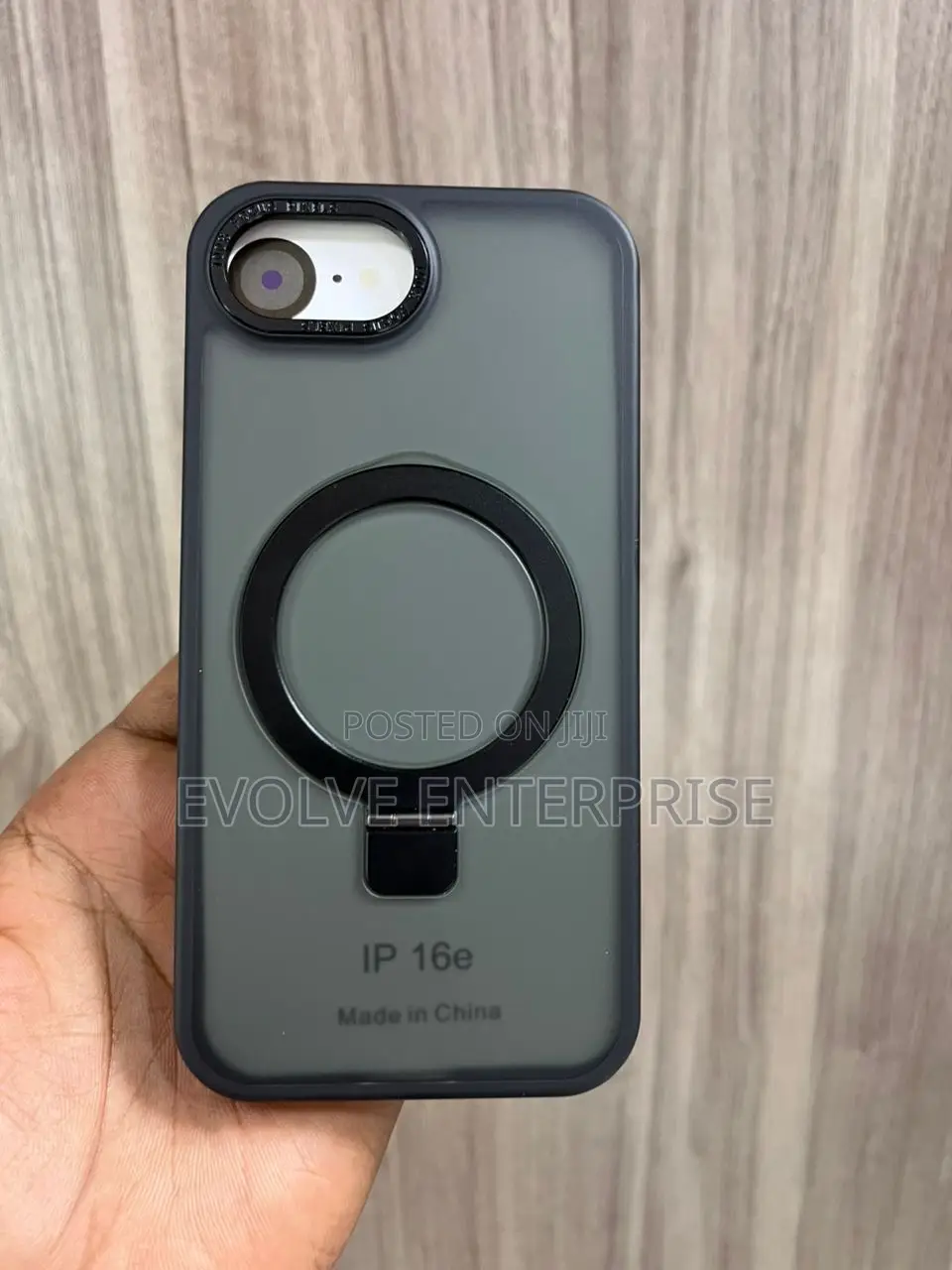 iPhone 16e Stylish Cases