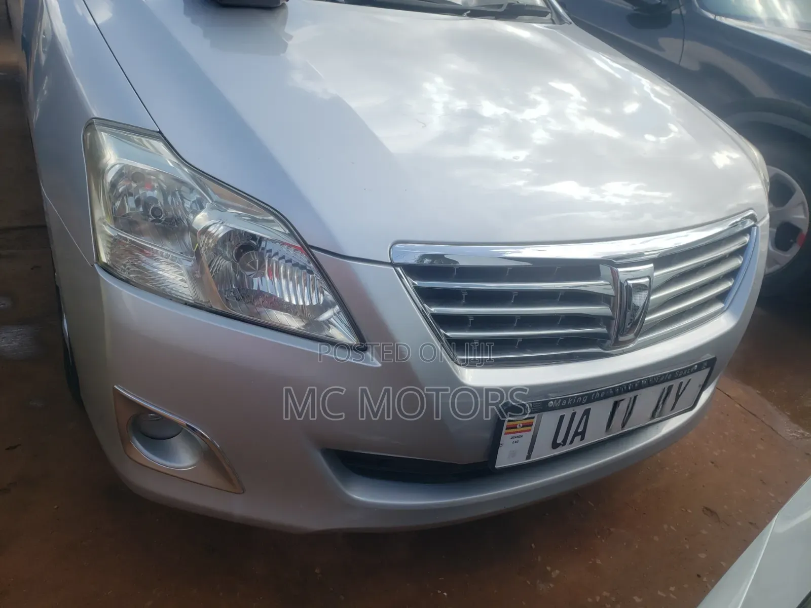 Toyota Premio 1.8 AWD 2011 Silver
