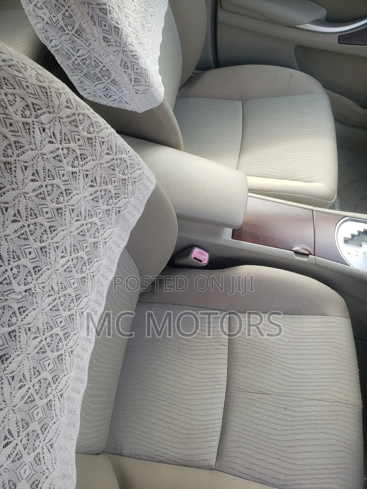 Toyota Premio 1.8 AWD 2011 Silver