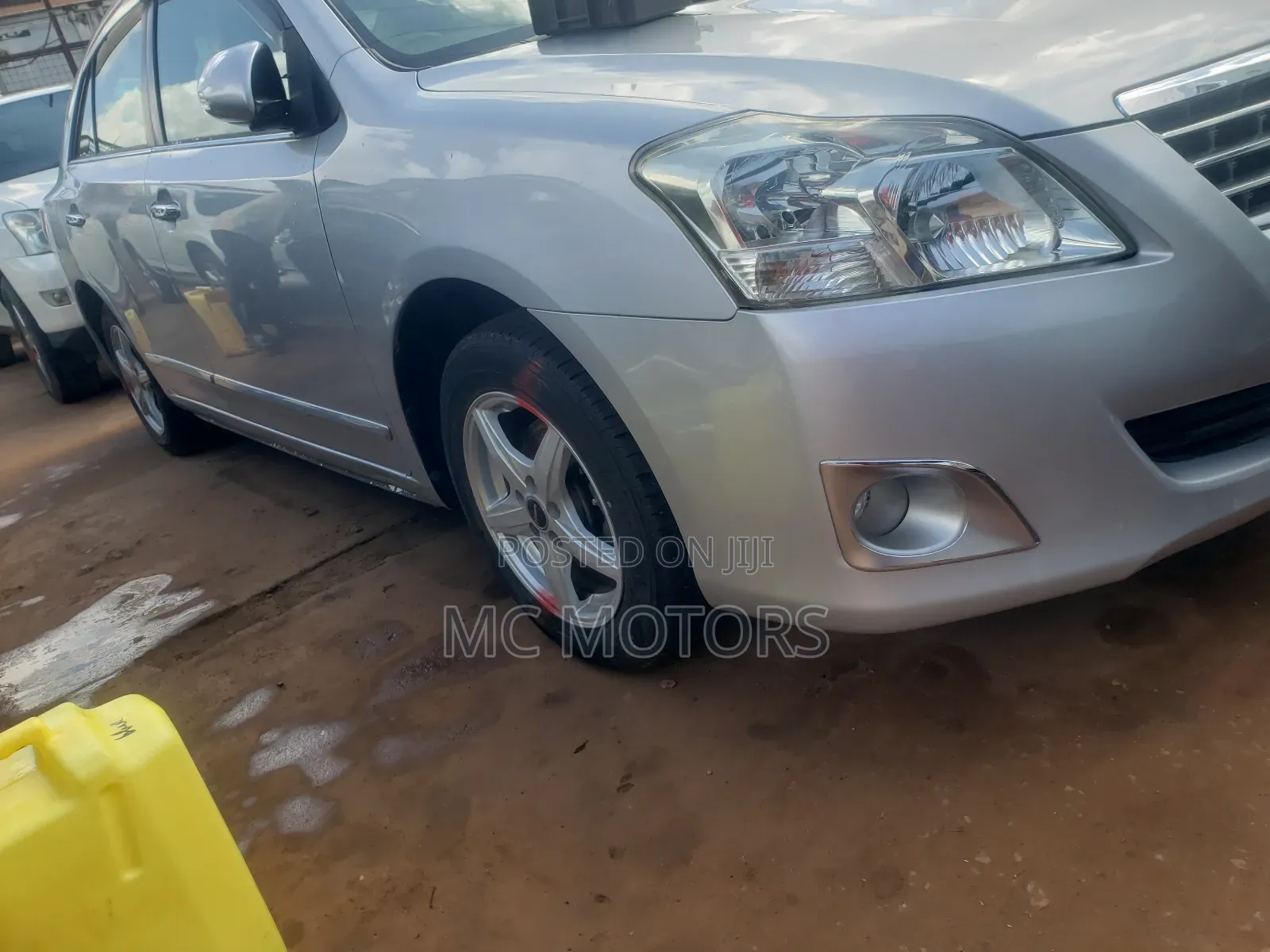 Toyota Premio 1.8 AWD 2011 Silver