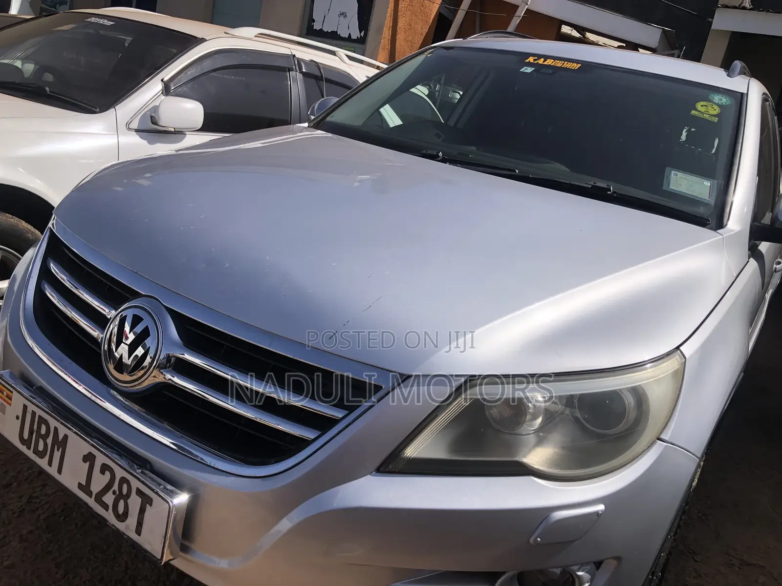 Volkswagen Tiguan 2010 Silver