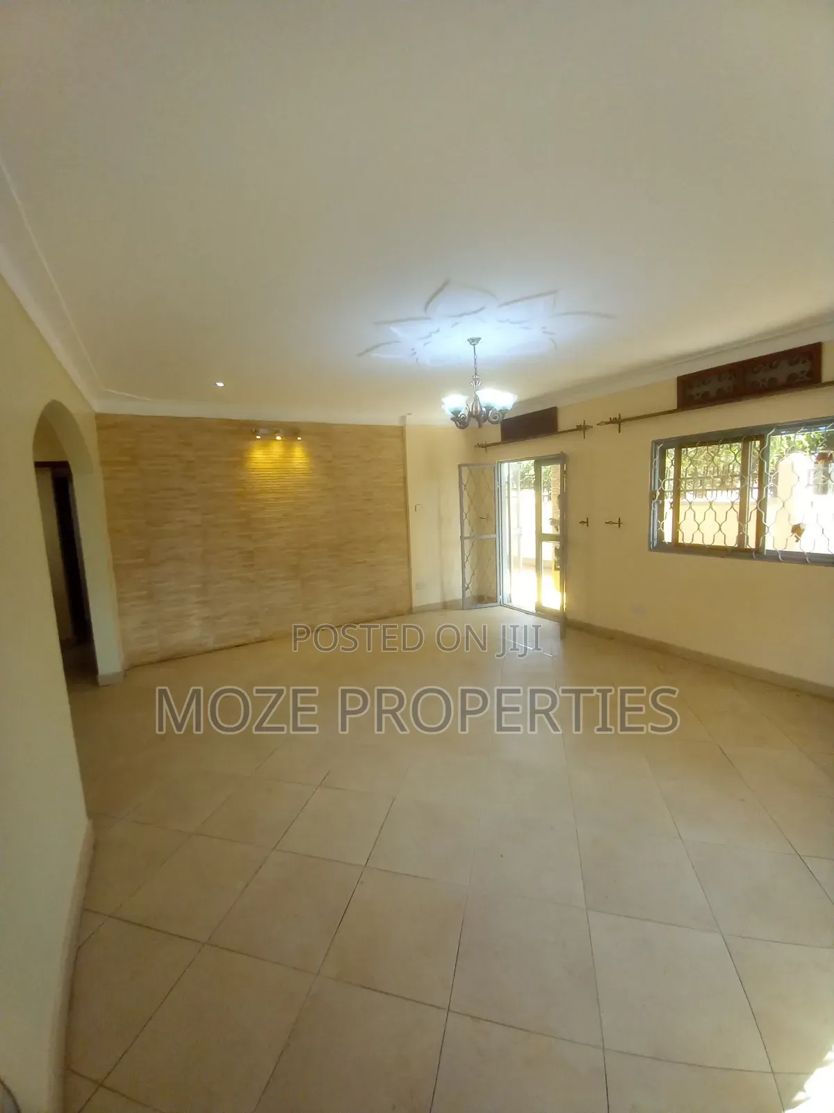 3bdrm Bungalow in Naalya Estate., Central Division for rent