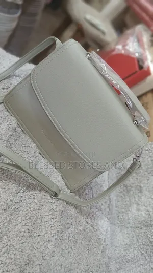 Medium Sized Cross Bag