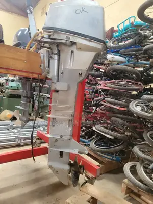 Photo - Honda Bf15 15hp 4-Stroke Outboard Motor.