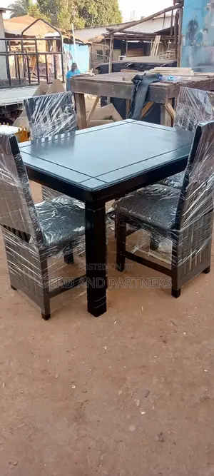 Four Seater Dining (New Fashion)