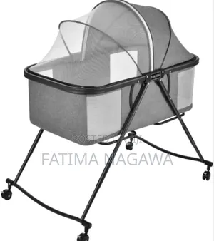 Photo - 3 in 1 Baby Cot/ Cradle With Mosquito Spray Net