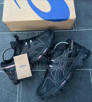 New Asics Gel Kahana 8 in Stock