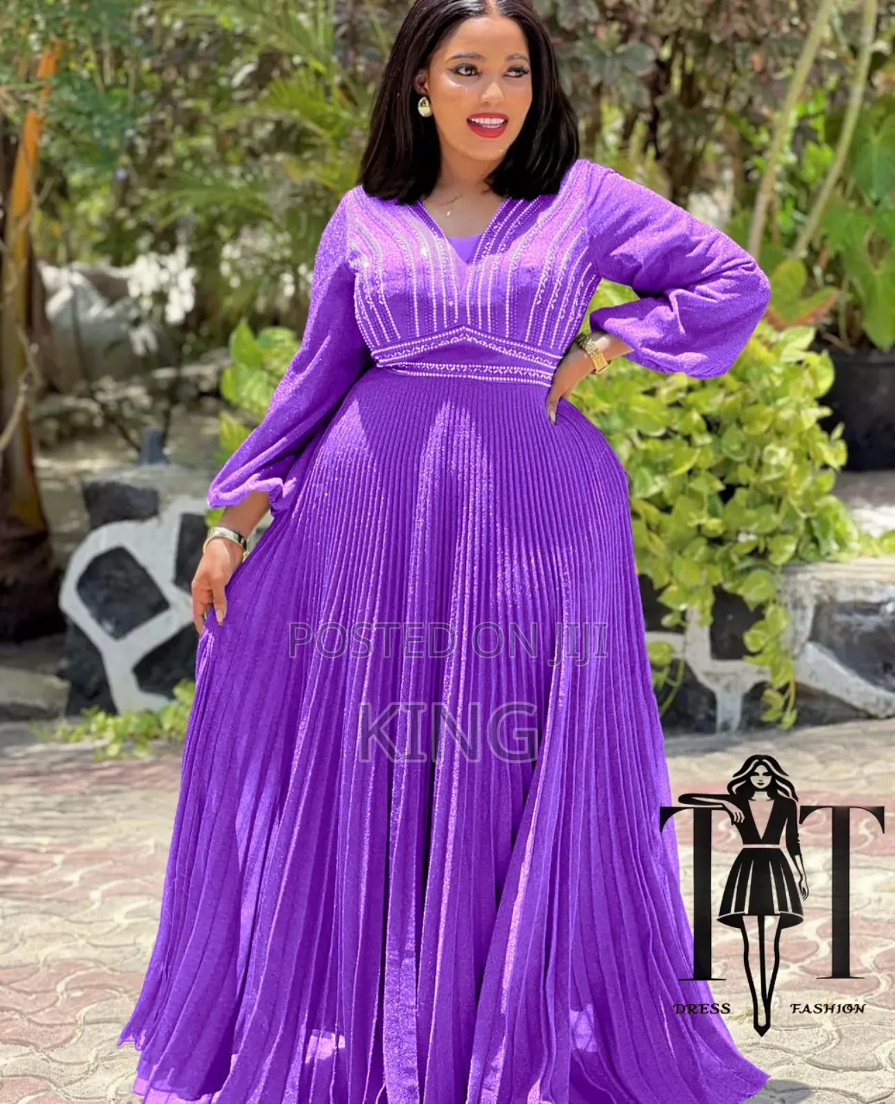 Active -Fit Sleeve Glitter Dress