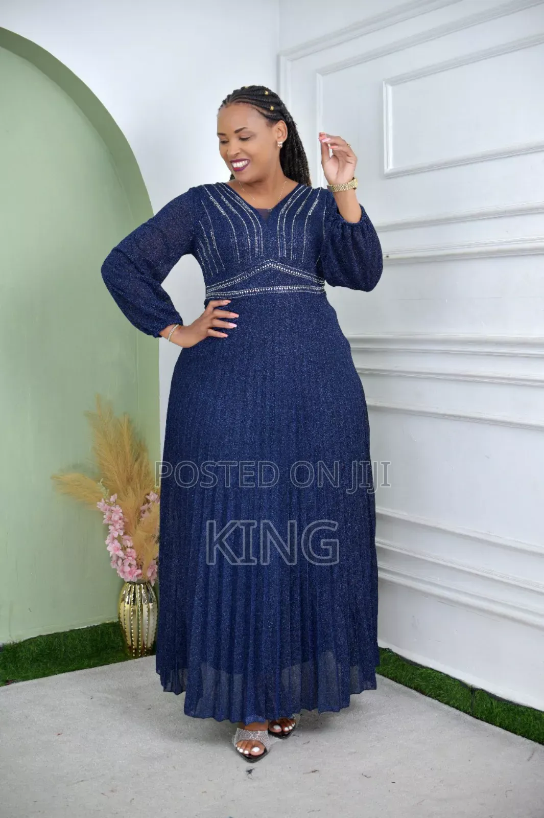 Joyous Sleeve Glitter Dress