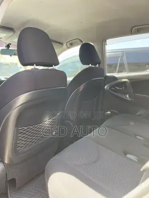 Toyota RAV4 2011 White