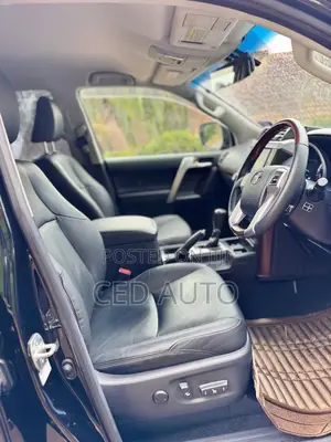 Toyota Land Cruiser Prado 2017 Black