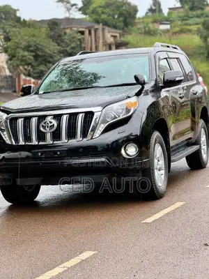 Toyota Land Cruiser Prado 2017 Black