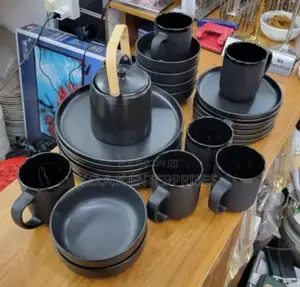 Dinner Set Black With a Tea Pot