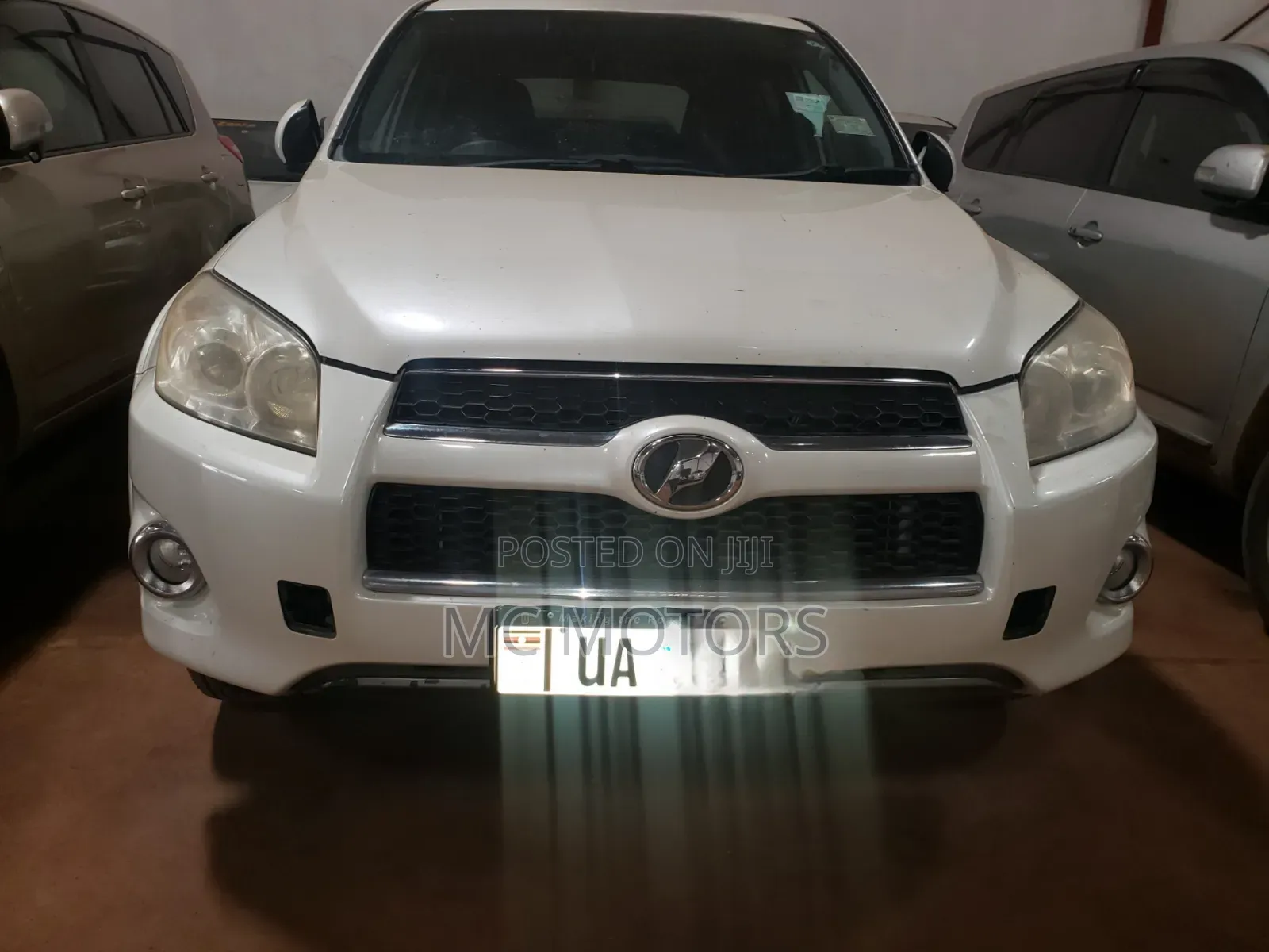 Toyota RAV4 Limited 2011 White