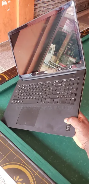 Laptop Dell Inspiron 5559 8GB Intel Core I5 HDD+SSD 500GB
