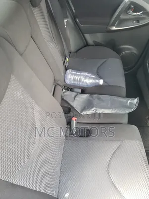Toyota RAV4 2.5 2011 White