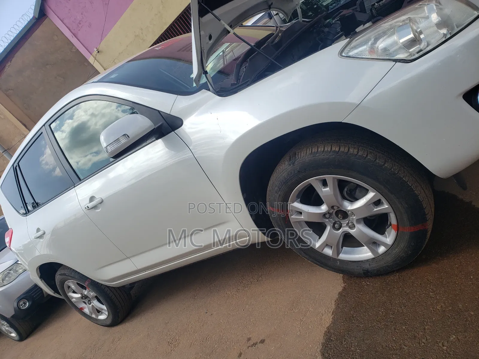 Toyota RAV4 2.5 2011 White