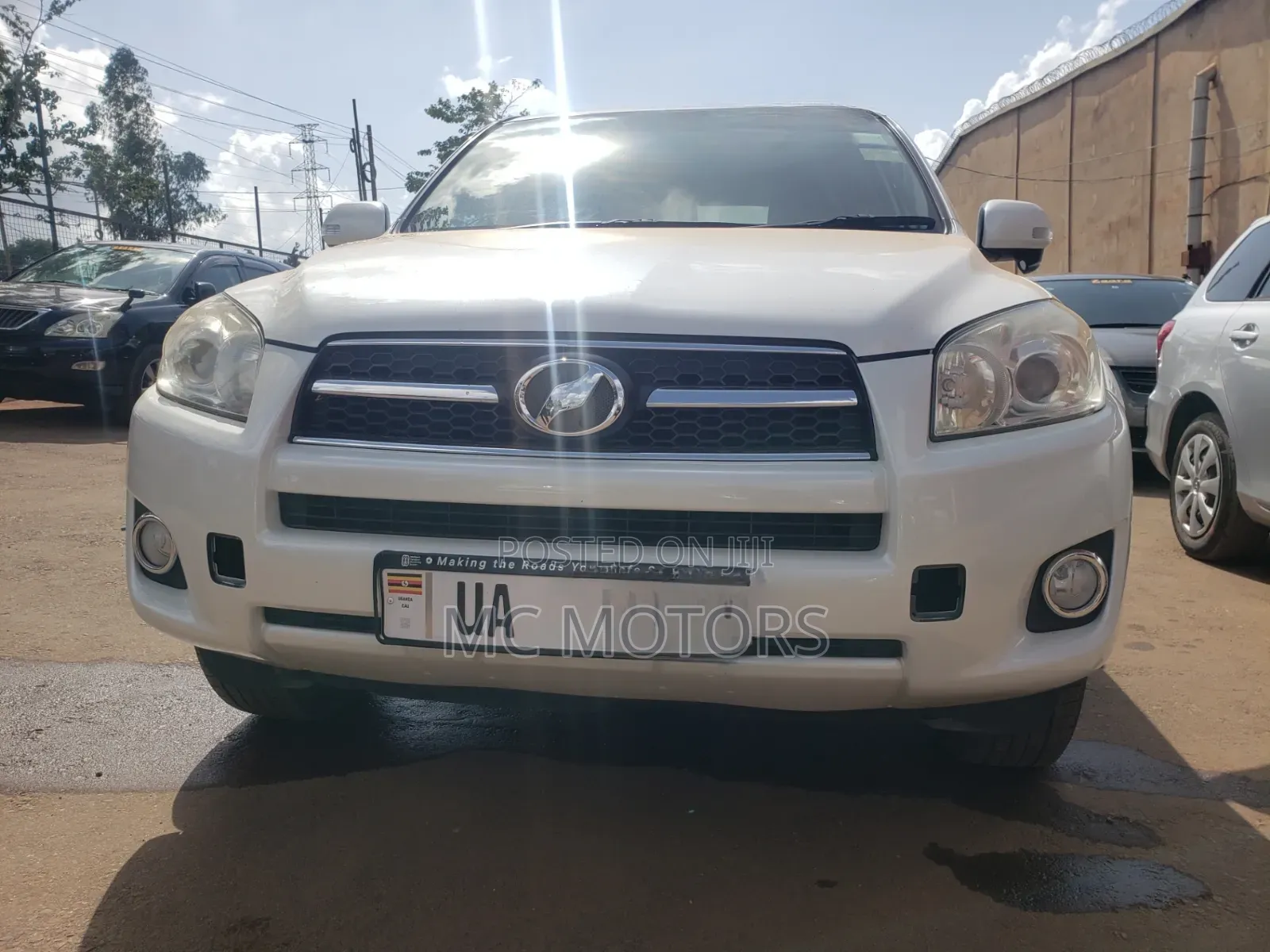 Toyota RAV4 2.5 2011 White