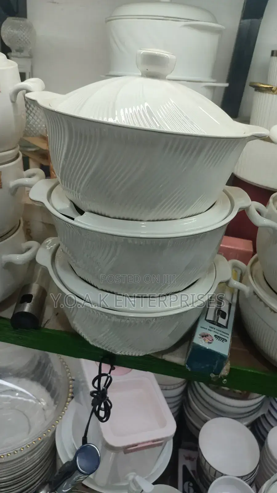 Ceramic Serving Dish With Ceramic Spoons
