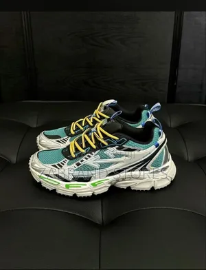 Photo - Off Sneaker/Unisex Sneaker