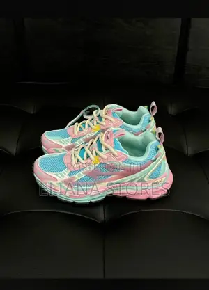 Off Sneaker/Unisex Sneaker